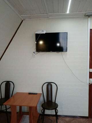 Гостиница Фаворит Тула Семейный с общей душевой и туалетом-3